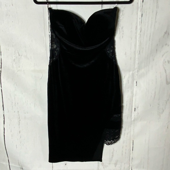 FASHIONNOVA Dress - Picture 9 of 12